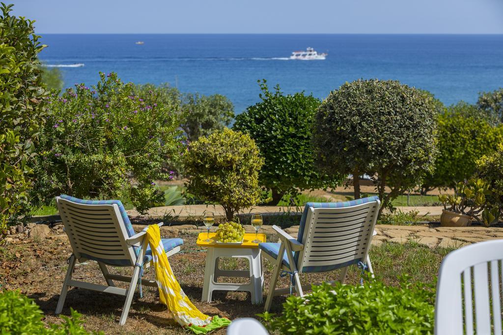 Protaras Beachfront Sirina Lina Suite Paralímni Extérieur photo