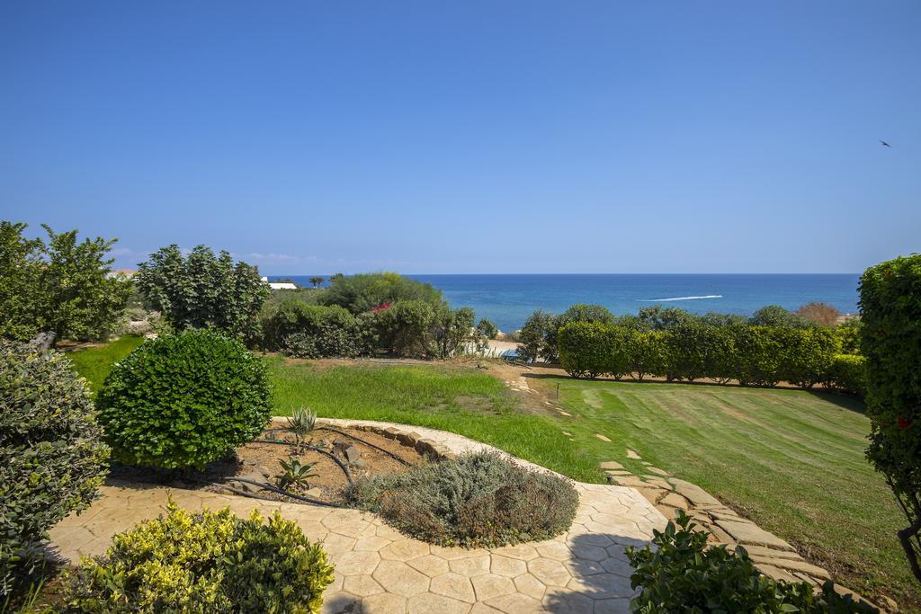 Protaras Beachfront Sirina Lina Suite Paralímni Extérieur photo